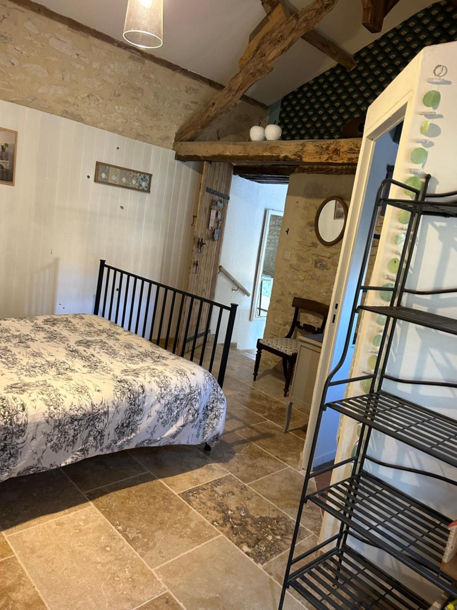 Les Fontanelles Du Quercy Blanc Villa Montcuq Bagian luar foto